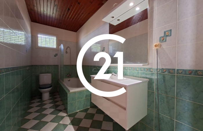 Location Maison 98.07m&sup2; 4 pièces Fort de france