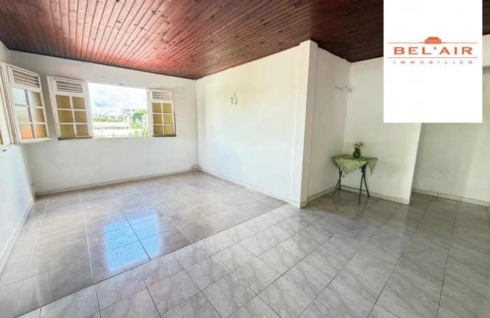 Vente Maison 238.63m&sup2; 6 pièces Sainte Luce