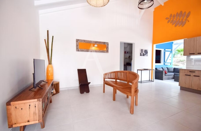 Vente Maison 77.39m&sup2; 4 pi&egrave;ces Sainte Anne