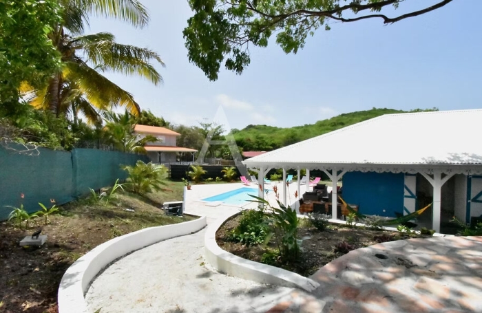 Vente Maison 77.39m&sup2; 4 pi&egrave;ces Sainte Anne