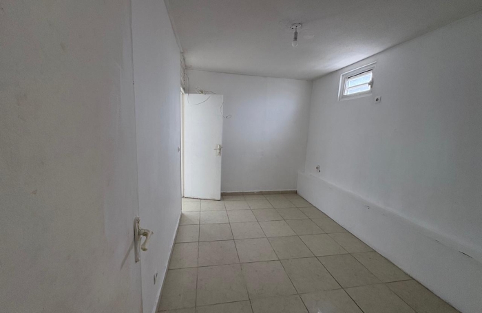 Appartement id&eacute;alement situ&eacute; avec vue sur la baie - Fort-de-France