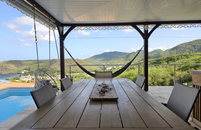 Villa avec vue mer, piscine et fort potentiel locatif   Les Anses-d'Arlet