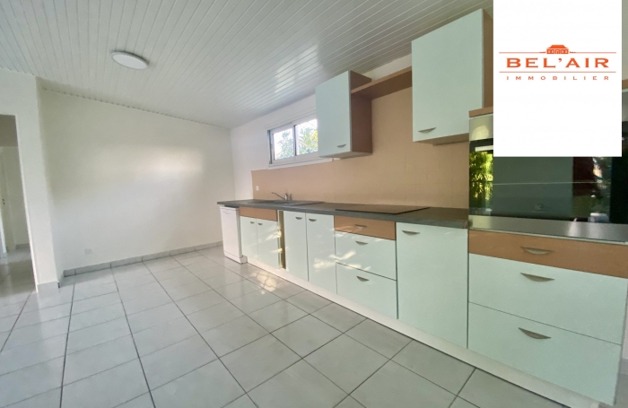 Location Appartement 98.00m&sup2; 4 pièces Le Lamentin