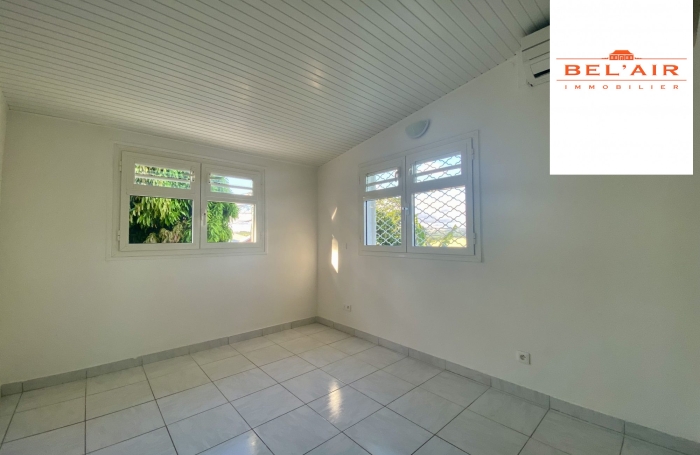 Location Appartement 98.00m&sup2; 4 pièces Le Lamentin