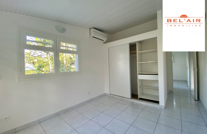 Location Appartement 98.00m&sup2; 4 pièces Le Lamentin