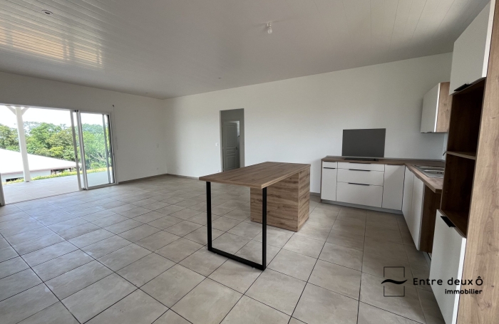 Location Maison 100.79m&sup2; 4 pièces Le Lamentin