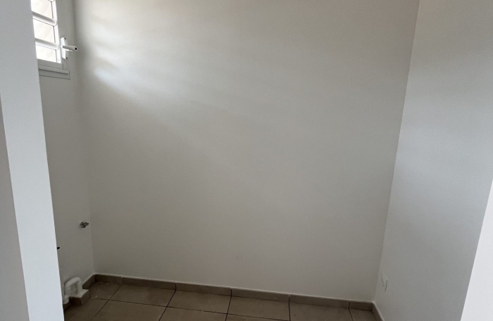 Location Maison 100.79m&sup2; 4 pièces Le Lamentin
