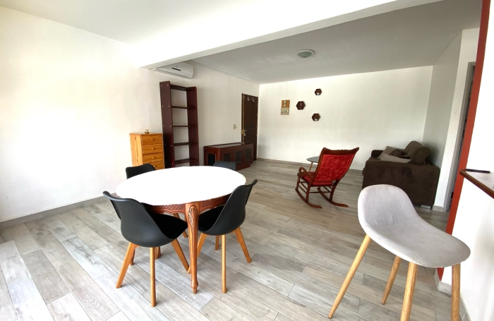 Studio meubl&eacute; r&eacute;sidence s&eacute;curis&eacute;e quartier route de Balata