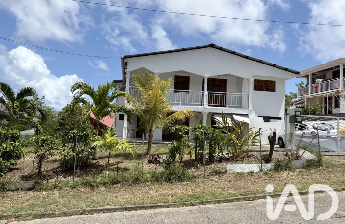 Vente Maison 180m&sup2; 9 pièces Le Vauclin