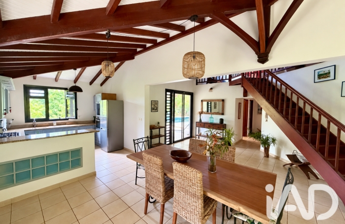 Vente Maison 194m&sup2; 5 pièces Sainte Marie