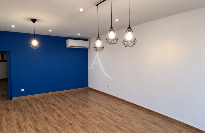 Vente Local commercial 27.09m&sup2; Les Trois Ilets