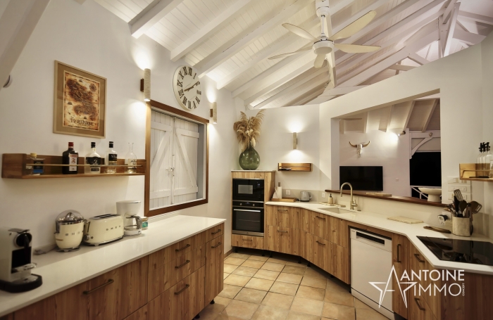 LES ANSES-D&rsquo;ARLET   EXCLUSIVIT&Eacute; - VILLA DE STANDING - VUE MER - PISCINE   LODGE IND&Eacute;PENDANT 990 000 &euro;