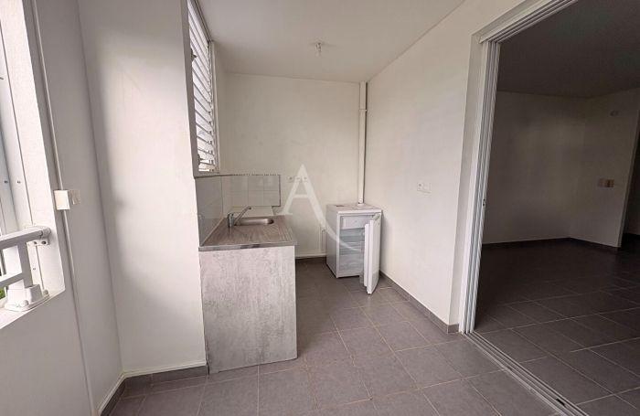 Location Appartement 32.78m&sup2; 1 pi&egrave;ce Schoelcher