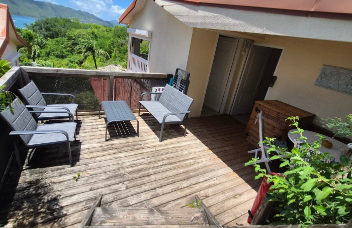 Appartement F2/F3 meubl&eacute; avec vue mer dans r&eacute;sidence avec piscine