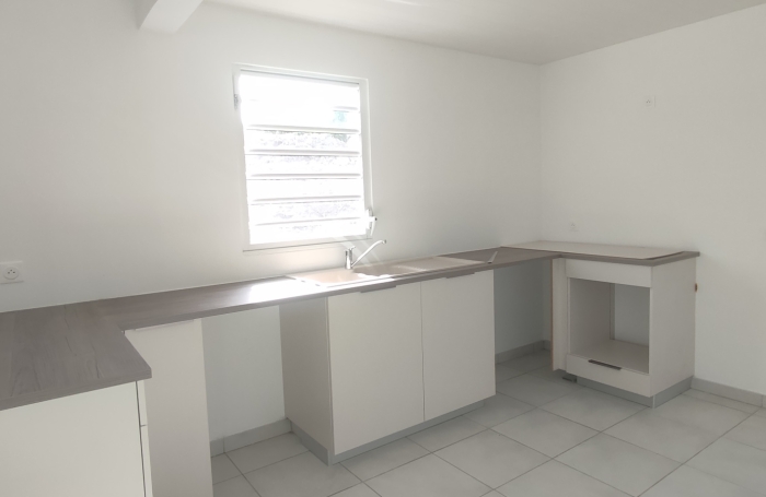 jolie maison Jumel&eacute;e en duplex- plafond de revenu impos&eacute;