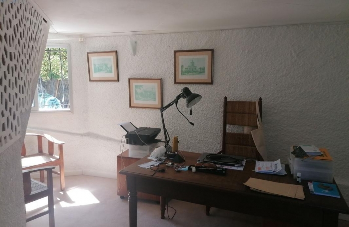 Vente Maison 275m&sup2; 10 pi&#232;ces Saint Gilles les Bains