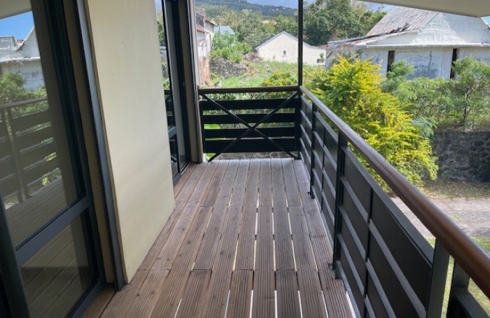 VILLA FAMILIALE ST FRANCOIS LIBRE DE TOUTE OCCUPATION T5/6