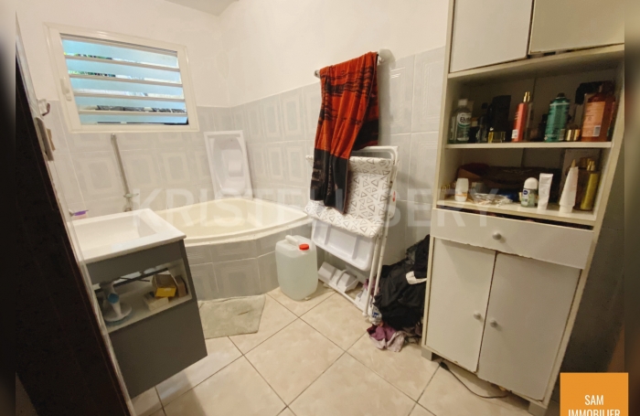 Appartement T3 pièces 53m2 Le Tampon