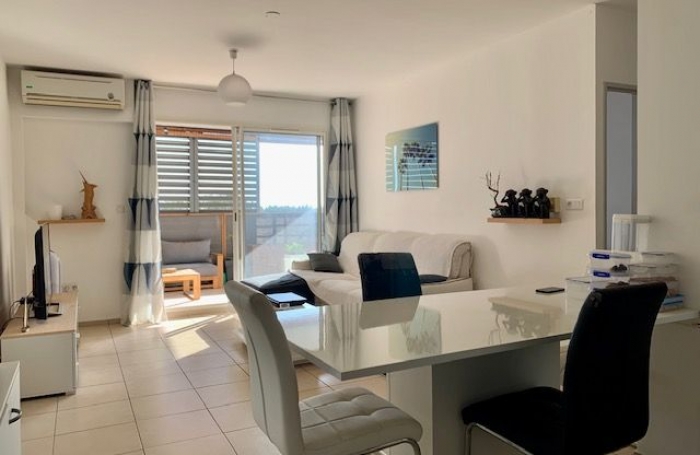 Vente Appartement 50m&sup2; 2 pi&#232;ces Saint Gilles les Bains