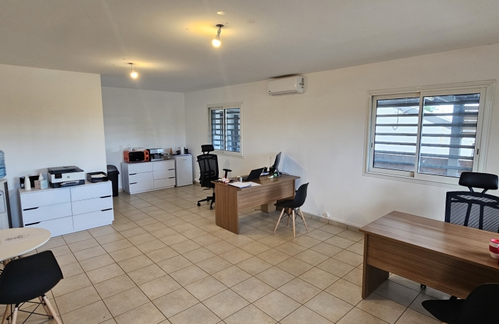 Vente Maison 180m&sup2; 5 pi&#232;ces Saint Philippe