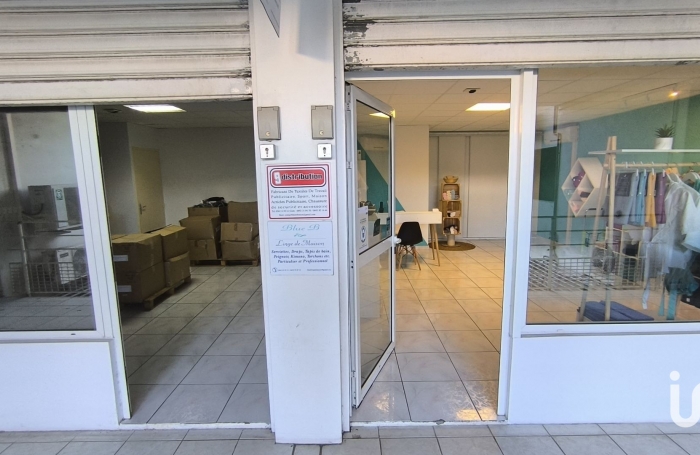 Vente Local commercial 90m&sup2; Saint Louis