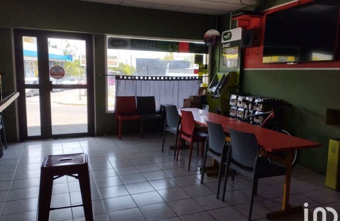 Vente Local commercial 70m&sup2; Saint Louis