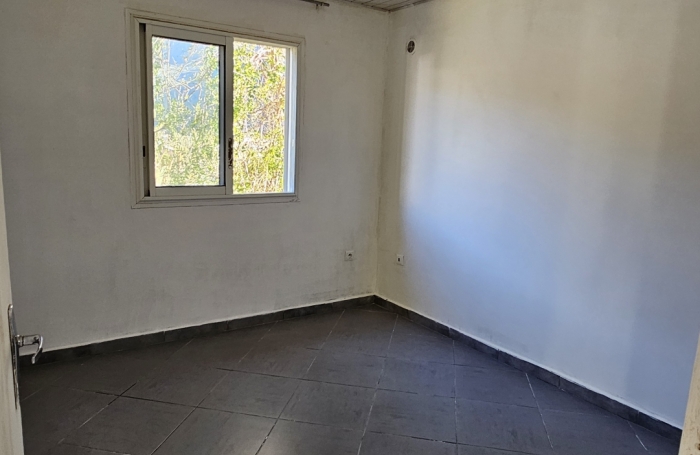 Vente Maison 50m&sup2; 4 pi&#232;ces Cilaos