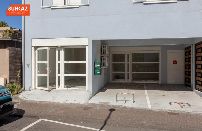 Location Local commercial 55m² Saint-Pierre