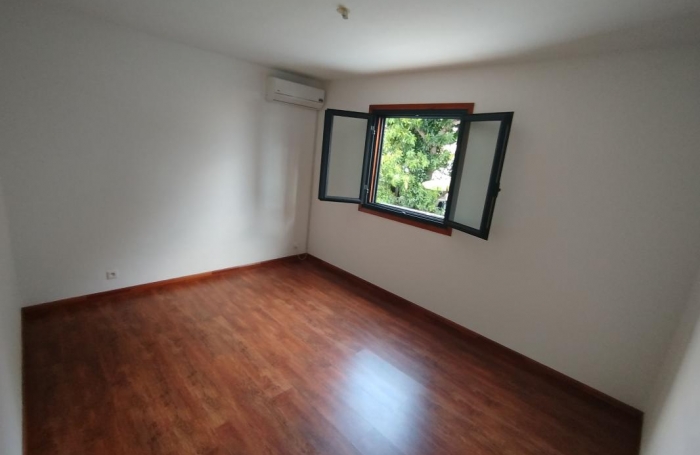 Location Appartement 86.68m&sup2; 4 pi&#232;ces La Possession