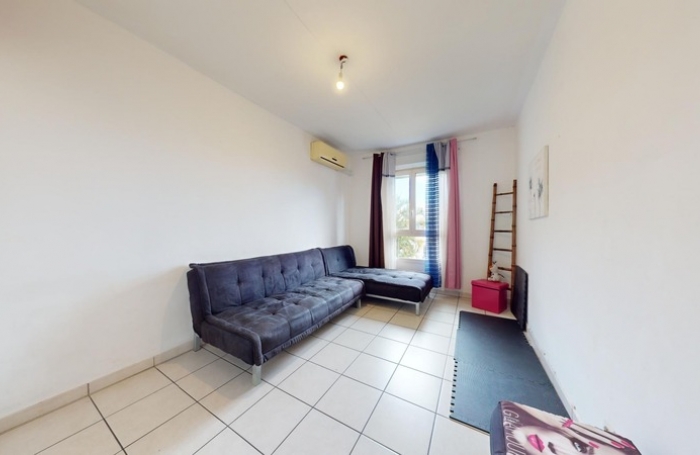 Vente Appartement 77m&sup2; 4 pi&#232;ces Saint Gilles Les Hauts