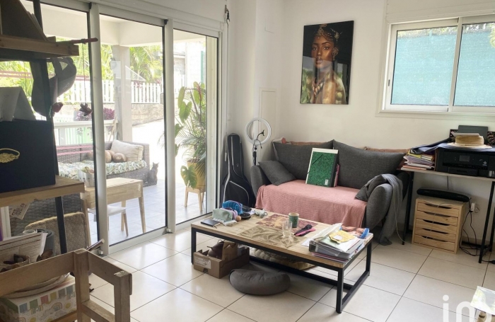 Vente Maison 220m&sup2; 9 pi&#232;ces Etang-Sale