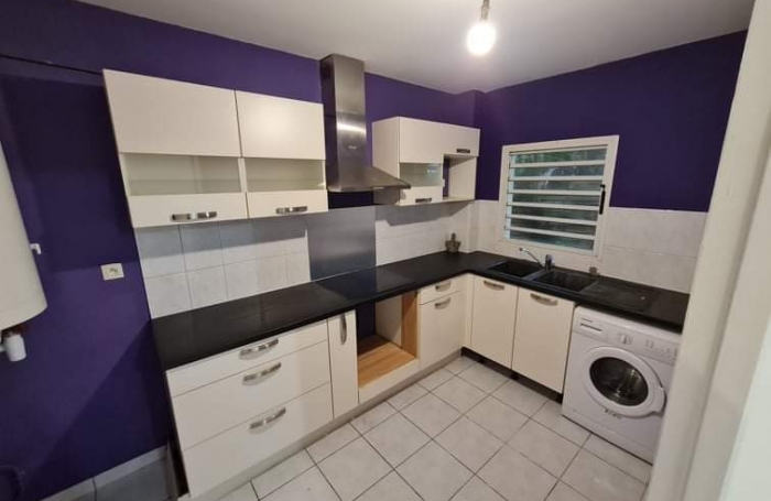 Location Appartement 45m&sup2; 2 pi&#232;ces Sainte Suzanne