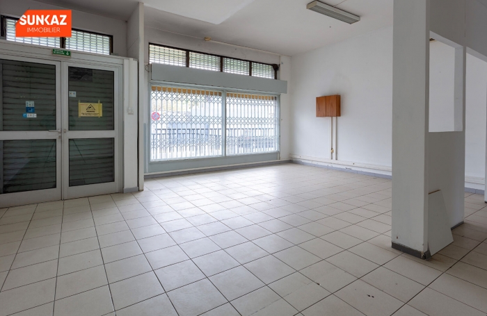 Location Local commercial 65m² La Possession