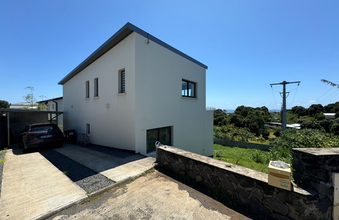 Vente Maison 110m² 4 pièces Saint-Benoît