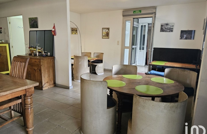 Vente Local commercial 140m&sup2; Petite île