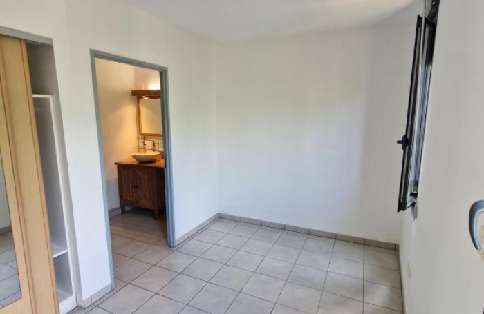 Vente Appartement 37m&sup2; 2 pi&#232;ces Saint-Pierre