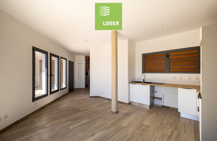 Location Maison 71.12m² 4 pièces Saint Denis