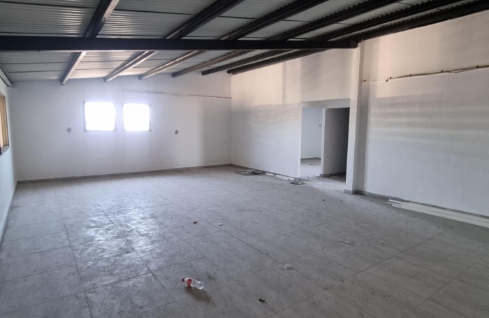 Location Local commercial 391m&sup2; 1 pièce Saint Andr&eacute;