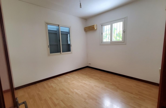 Location Maison 117m&sup2; 4 pi&#232;ces La Montagne