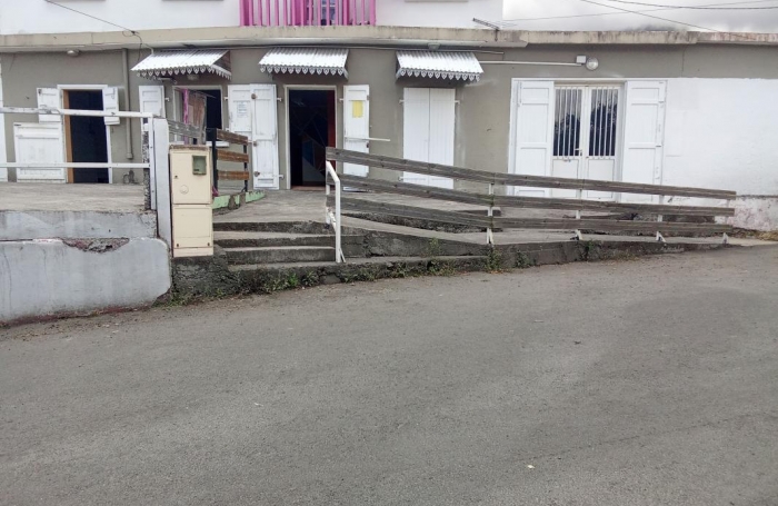 Vente Local commercial 118m&sup2; Cilaos