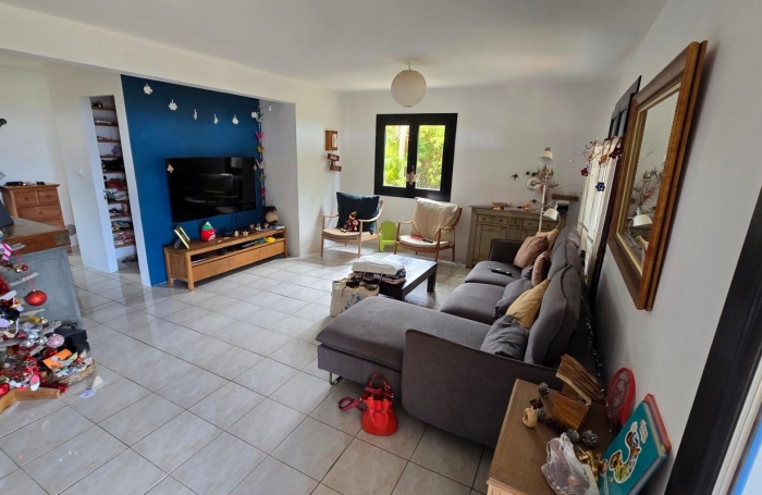 Vente Maison 161m&sup2; 5 pi&#232;ces La Saline les Hauts