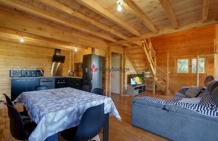 Maison de type Chalet F4, 105 m2 aux Avirons, Bas du Tevelave