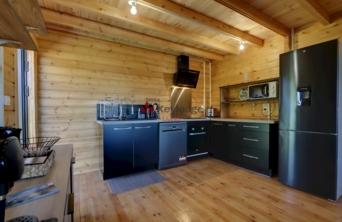 Maison de type Chalet F4, 105 m2 aux Avirons, Bas du Tevelave