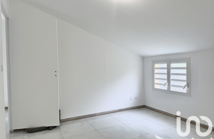 Vente Maison 225m&sup2; 11 pi&#232;ces La Chaloupe Saint Leu