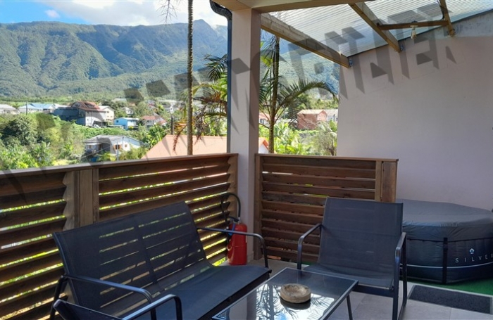 Location Maison 74m² 4 pièces Rivière Saint Louis