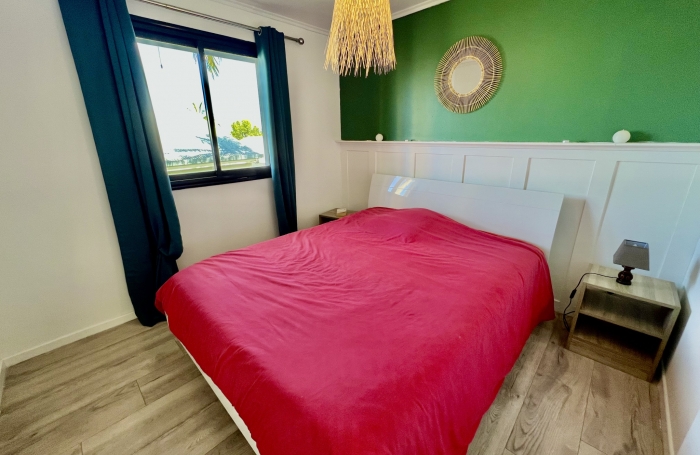 PETITE ILE 97429 - CHARMANTE VILLA FONCTIONNELLE - SECTEUR PRISÉ - VUE DEGAGÉE