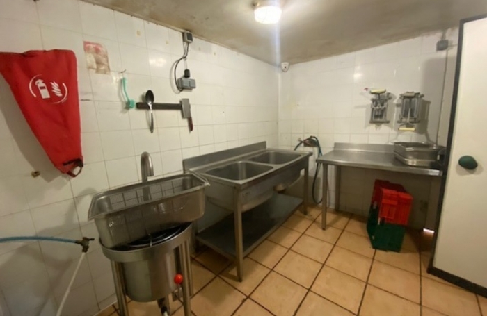 Vente Fonds de commerce 800m&sup2; 20 pi&#232;ces Saint Paul