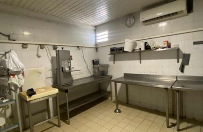 Vente Fonds de commerce 800m&sup2; 20 pi&#232;ces Saint Paul