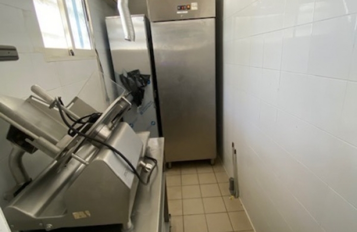 Vente Fonds de commerce 800m&sup2; 20 pi&#232;ces Saint Paul