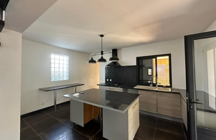 Vente Maison 150m&sup2; 4 pi&#232;ces Ravine des Cabris